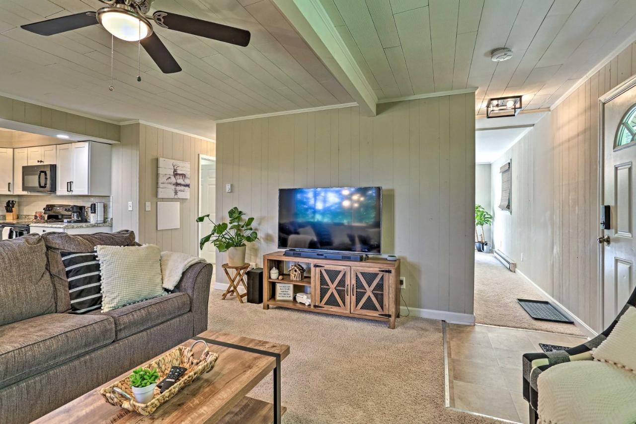 Modern East Stroudsburg Home With Deck And Gas Grill! المظهر الخارجي الصورة
