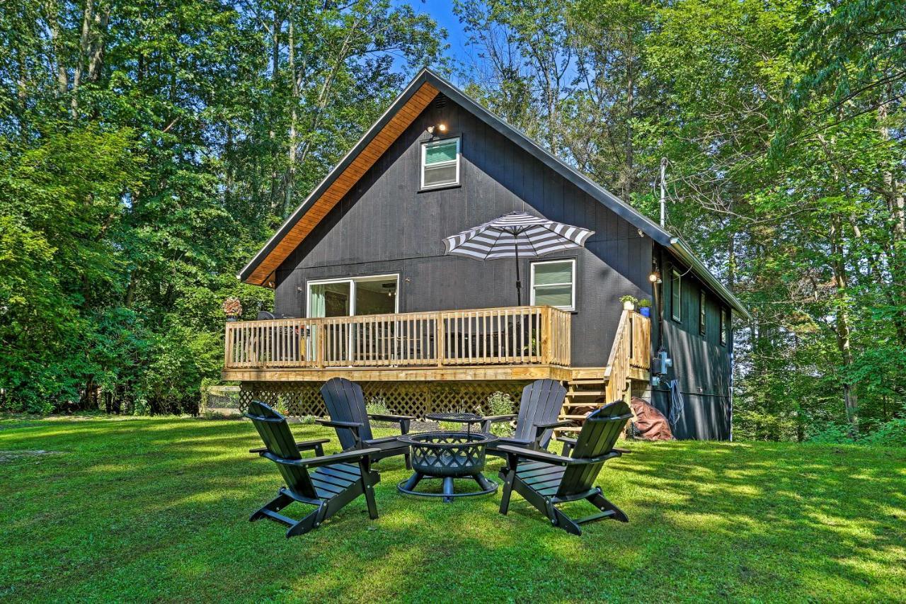 Modern East Stroudsburg Home With Deck And Gas Grill! المظهر الخارجي الصورة