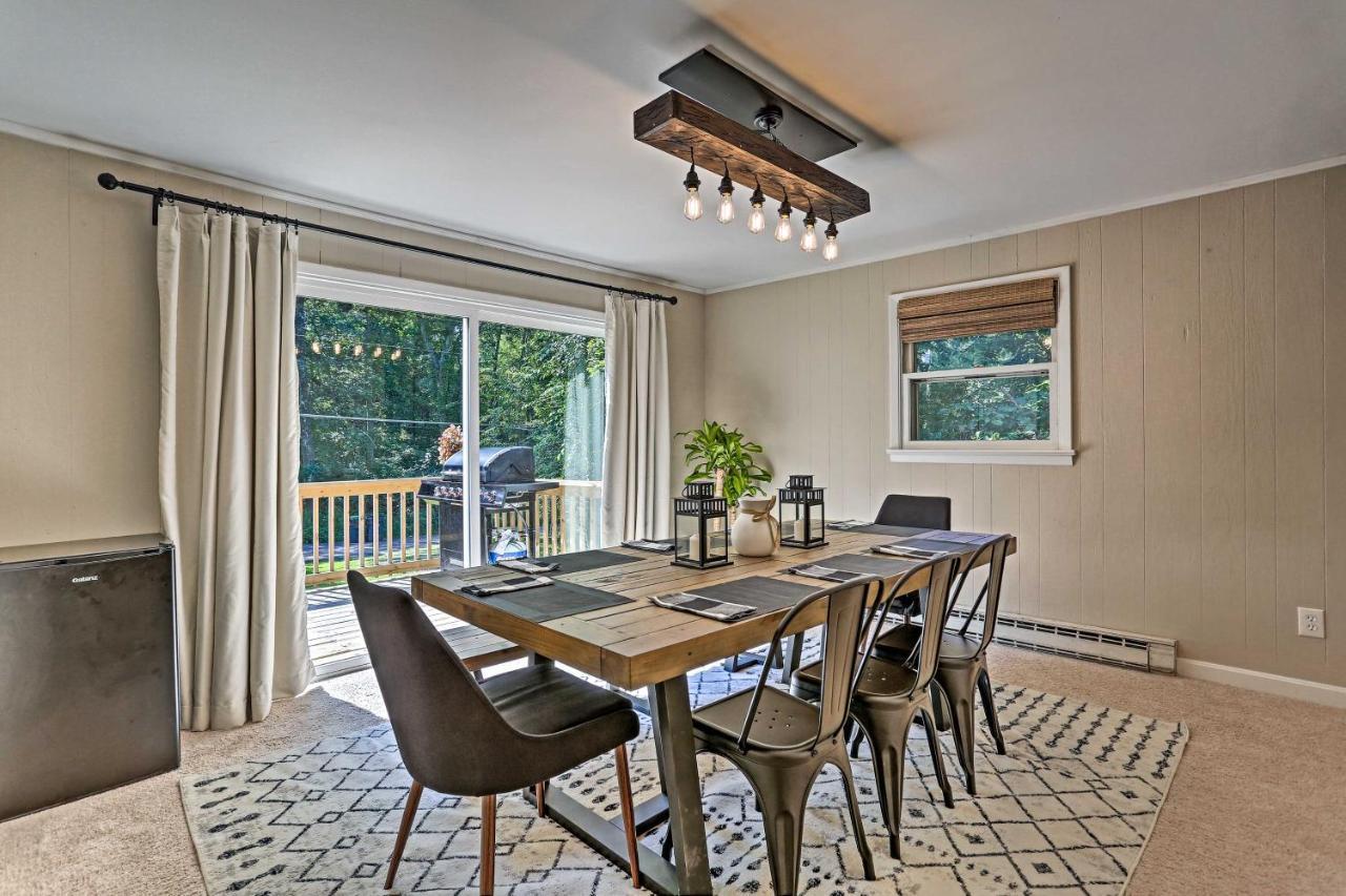 Modern East Stroudsburg Home With Deck And Gas Grill! المظهر الخارجي الصورة