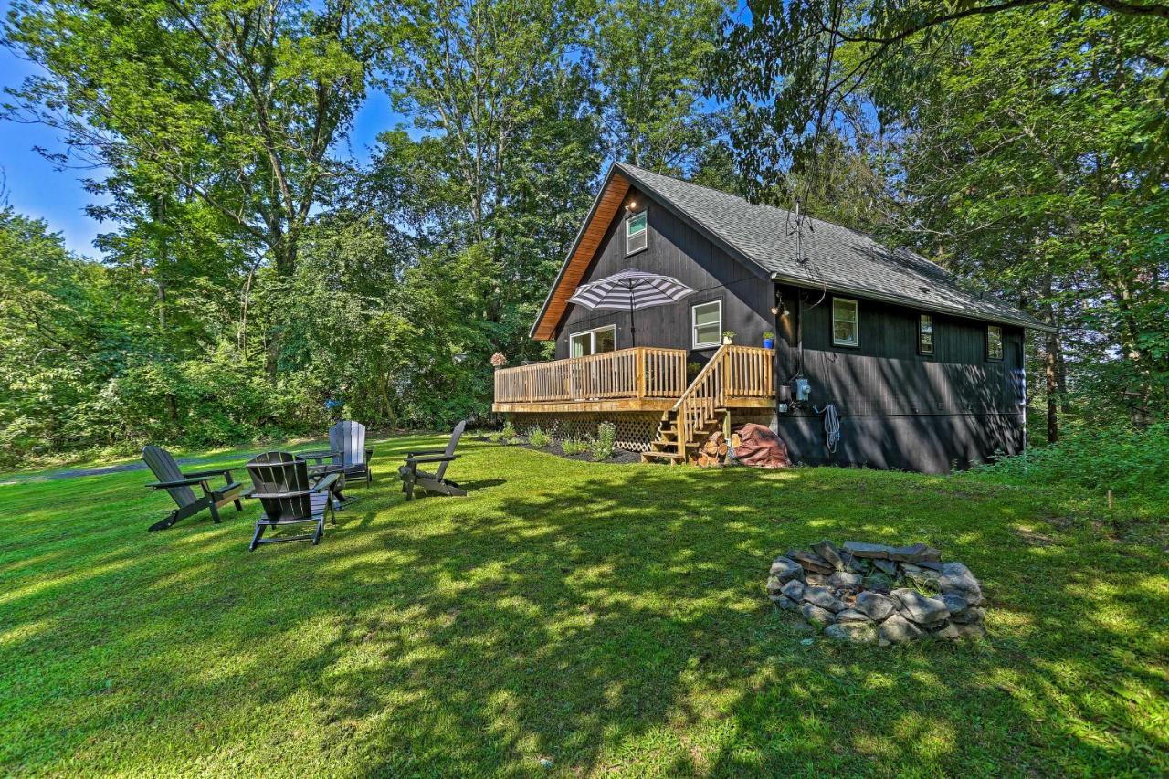 Modern East Stroudsburg Home With Deck And Gas Grill! المظهر الخارجي الصورة